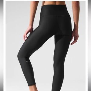 Alo Airlift Black Leggings